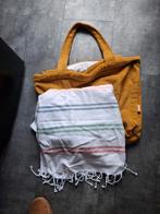 Nieuwe grote tas en hammam handdoek, Sieraden, Tassen en Uiterlijk, Tassen | Damestassen, Ophalen of Verzenden, Nieuw, Zwart