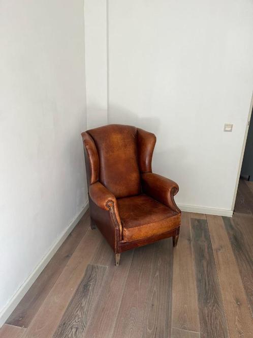 Vintage oorfauteuil bruin, Huis en Inrichting, Fauteuils, Gebruikt, Leer, 75 tot 100 cm, 75 tot 100 cm, Ophalen