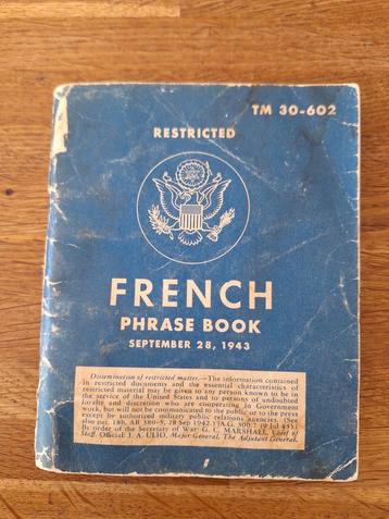 Zeer fraai origineel WW2 WO2 French phasebook TM 30-602 1943
