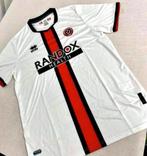 Errea sheffield united 2022-2023 uitshirt uit T-shirt NIEUW, Verzamelen, Sportartikelen en Voetbal, Buitenlandse clubs, Shirt