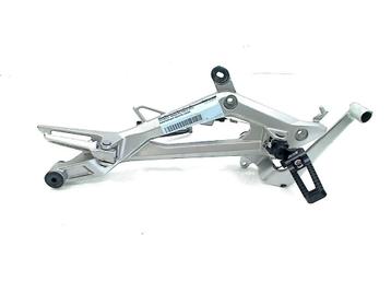 SCHETSPLAAT RECHTS VOOR Honda NC 750 X 2021- (01-2021/-) beschikbaar voor biedingen