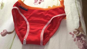 Bikini broekje voor baby meisje beschikbaar voor biedingen