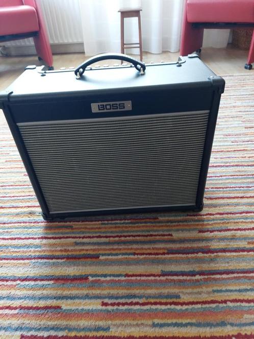 Boss Nextone Stage 40 watt, Muziek en Instrumenten, Versterkers | Bas en Gitaar, Zo goed als nieuw, Gitaar, Minder dan 50 watt