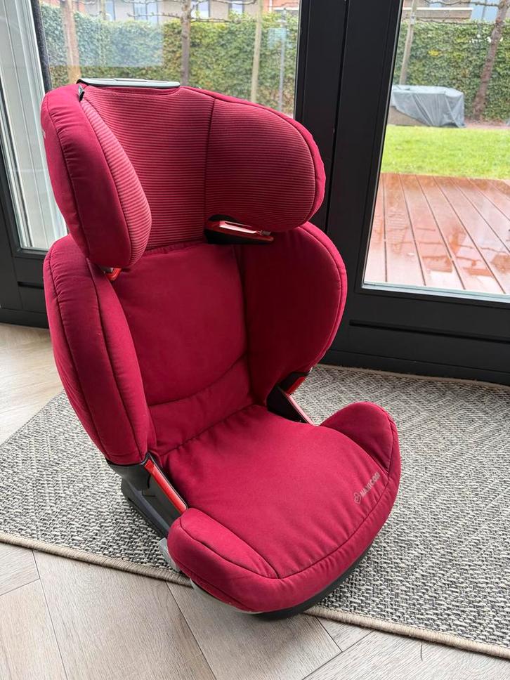Maxi Cosi Rodifix AP Bordeaux Kinderstoel, Kinderen en Baby's, Autostoeltjes, Zo goed als nieuw, Maxi-Cosi, 15 t/m 36 kg, Autogordel of Isofix
