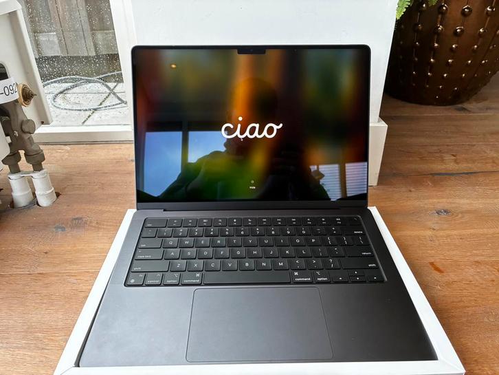 Macbook Pro 14-Inch 1TB M3 Pro, Computers en Software, Chromebooks, Zo goed als nieuw, 14 inch, 16 GB, 256 GB of meer, Ophalen of Verzenden