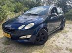 Smart forfour 1.1 pure.. mooie auto!, Auto's, Smart, Voorwielaandrijving, Stof, Gebruikt, Zwart
