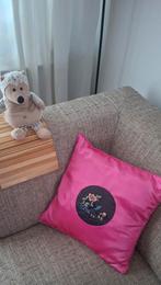 Zijden kussenhoes met Chinees borduurwerk, Ophalen of Verzenden, Zo goed als nieuw, Vierkant