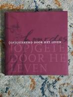 Boek (Op) getekend door het leven, Ophalen of Verzenden, Zo goed als nieuw, Schilder- en Tekenkunst