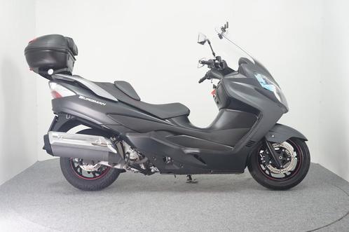 Suzuki BURGMAN 400 (bj 2014), Motoren, Motoren | Suzuki, Bedrijf, Scooter, 12 t/m 35 kW