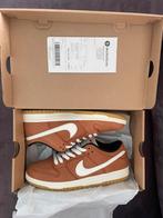 Nike SB Dunk Low Dark Russet, Overige kleuren, Nike, Nieuw, Ophalen of Verzenden