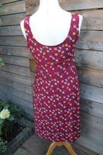 Jurk wijnrood King Louie mt M Vaste prijs, Kleding | Dames, Jurken, Maat 38/40 (M), Ophalen of Verzenden, Zo goed als nieuw, Knielengte