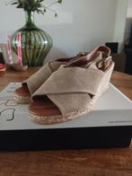 Sleehakschoenen van Dwars Nieuw!, Ophalen of Verzenden, Zo goed als nieuw, Sneakers of Gympen