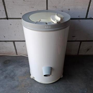 Oerdegelijke AEG centrifuge  beschikbaar voor biedingen