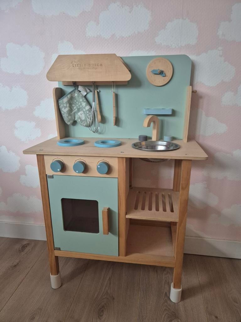 Keukentje van Little Dutch, Ophalen