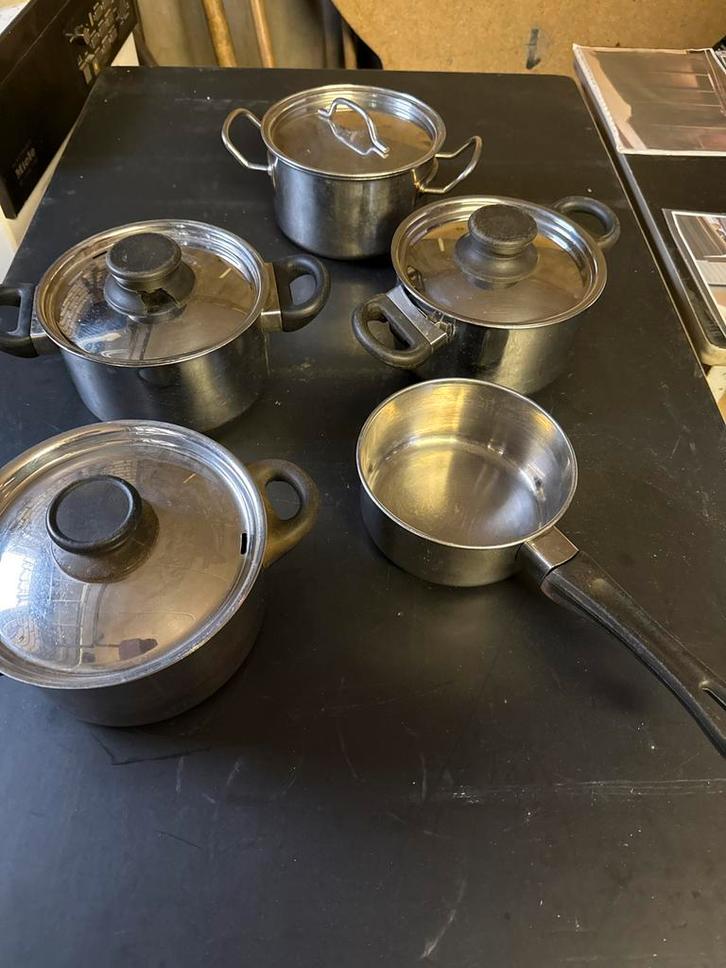 HEMA Pannenset - Complete set!, Huis en Inrichting, Keuken | Potten en Pannen, Gebruikt, Pannenset, Rvs, Inductieplaat, Ophalen of Verzenden