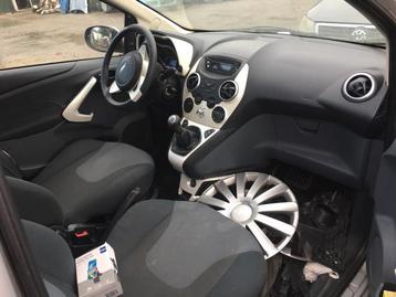 Airbag set + dashboard van een Ford KA beschikbaar voor biedingen