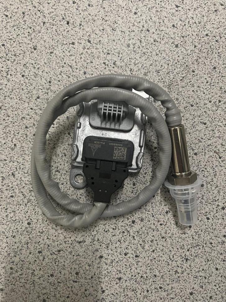 NOX SENSOR DEUTZ VOOR KAT. 04466641, Auto-onderdelen, Vrachtwagen-onderdelen, Overige merken, Carrosserie en Plaatwerk, Nieuw