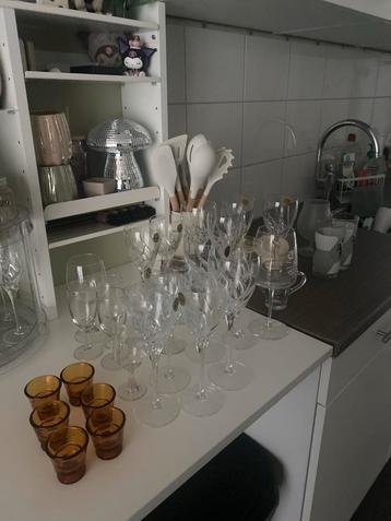 Antieke Glazen & Kristallen Collectie beschikbaar voor biedingen