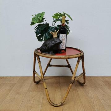 Vintage rotan, rattan, bamboe salontafeltje, bijzettafeltje beschikbaar voor biedingen