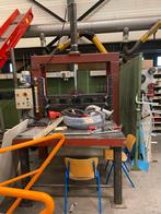 Hydraulische pers, Ophalen, Gebruikt