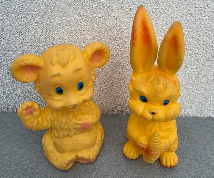 Vintage Rubberen Speelgoed Beertje & Konijn, Verzamelen, Retro, Huis en Inrichting, Ophalen of Verzenden