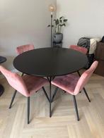 Zwarte ronde eettafel met 5 roze stoelen, Ophalen, Gebruikt, 100 tot 150 cm, Rond