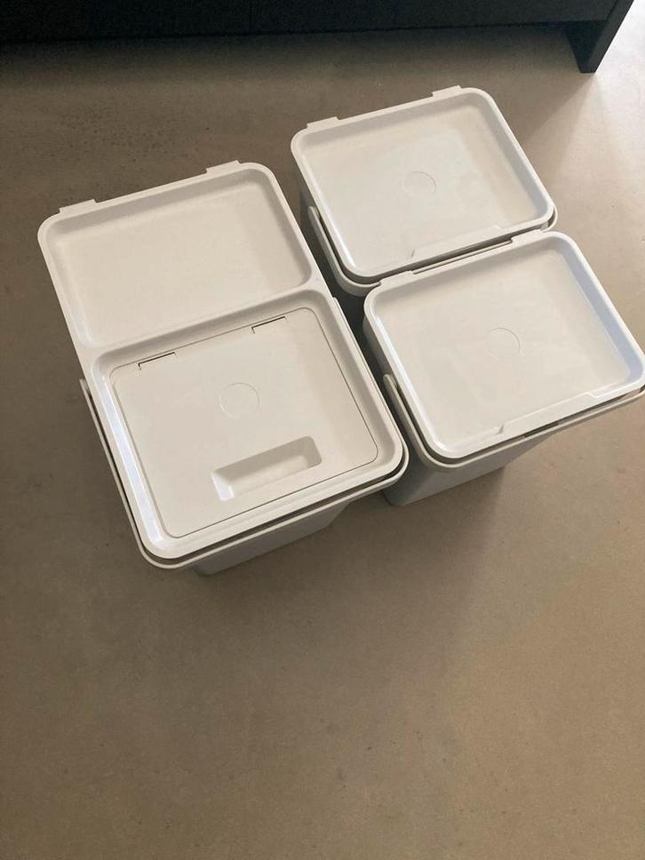 IKEA Hallbar Afvalbakken - Set van 3, Huis en Inrichting, Woonaccessoires | Prullenbakken, Zo goed als nieuw, Kunststof, Minder dan 50 cm