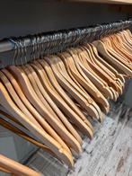 Houten kledinghangers - Veel stuks beschikbaar!, Ophalen of Verzenden, Gebruikt, Hout, Kinderen en Volwassenen
