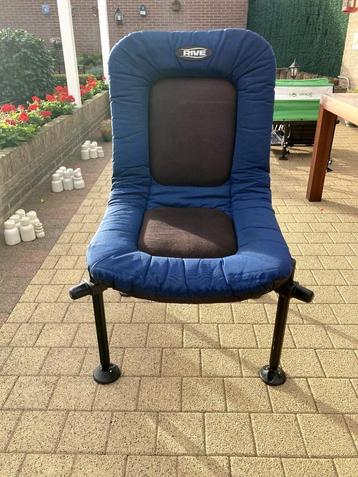 Te Koop RIVE FEEDER STOEL met kruis zitting  de sterkste  beschikbaar voor biedingen