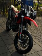 Aprilia SX 125 (2018) Supermoto, Fietsen en Brommers, 125 cc, Zo goed als nieuw, Ophalen, Overige merken