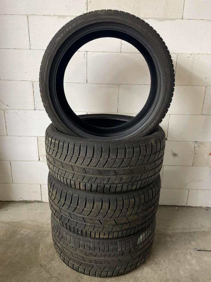 Set van 4 gebruikte Toyo winterbanden 255/35R20, Auto-onderdelen, Banden en Velgen, Band(en), Winterbanden, 20 inch, 255 mm, Personenwagen