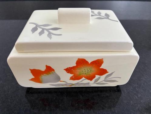 Art Deco aardewerk koekjestrommel met bloemendecor., Antiek en Kunst, Antiek | Keramiek en Aardewerk, Ophalen of Verzenden