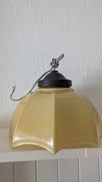Franse Retro Vintage opaline okergele hanglamp, Huis en Inrichting, Lampen | Hanglampen, Ophalen of Verzenden, Gebruikt, Minder dan 50 cm