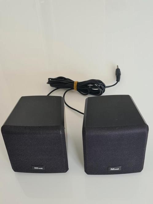 Trust speakers met jack 3.5mm kabelaansluiting, Computers en Software, Pc speakers, Zo goed als nieuw, Ophalen of Verzenden