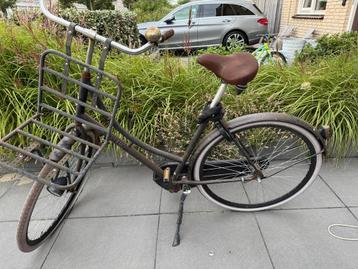 Damesfiets met terugtraprem beschikbaar voor biedingen