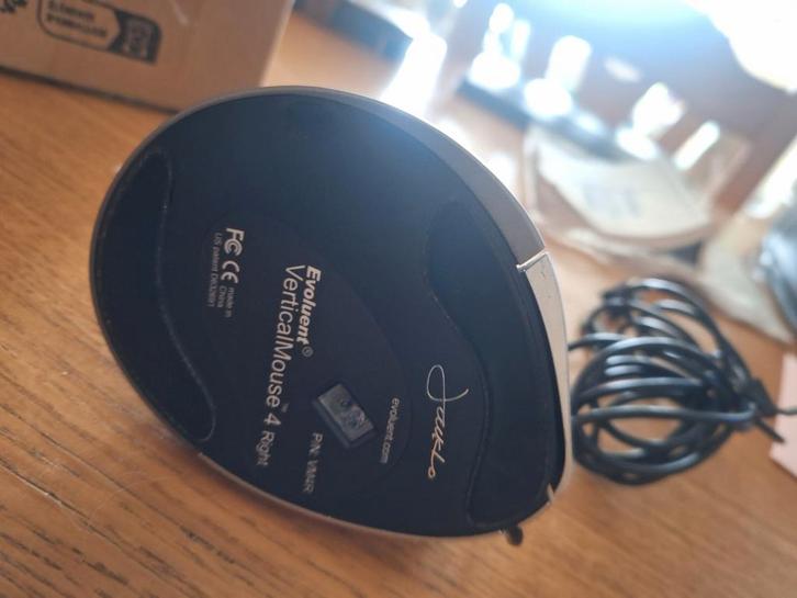 Evoluent VerticalMouse 4 Rechtshandig - Ergonomische Muis, Computers en Software, Muizen, Gebruikt, Muis, Rechtshandig, Bedraad