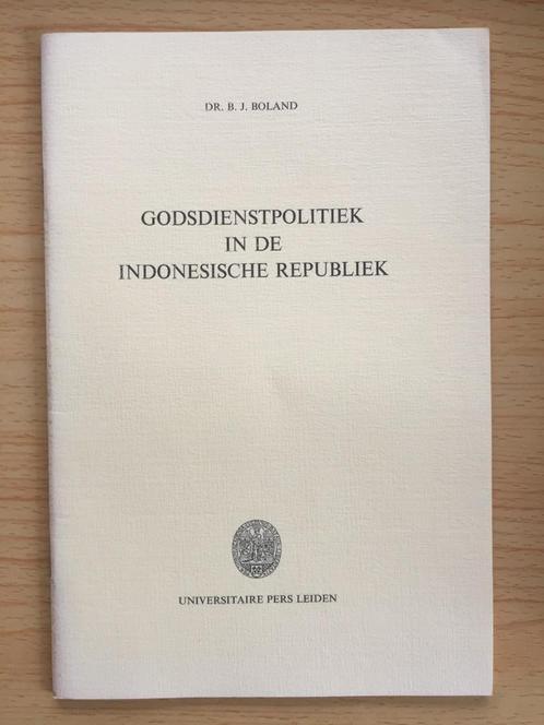 Godsdienstpolitiek in de Indonesische Republiek, Boeken, Overige Boeken, Gelezen, Ophalen of Verzenden