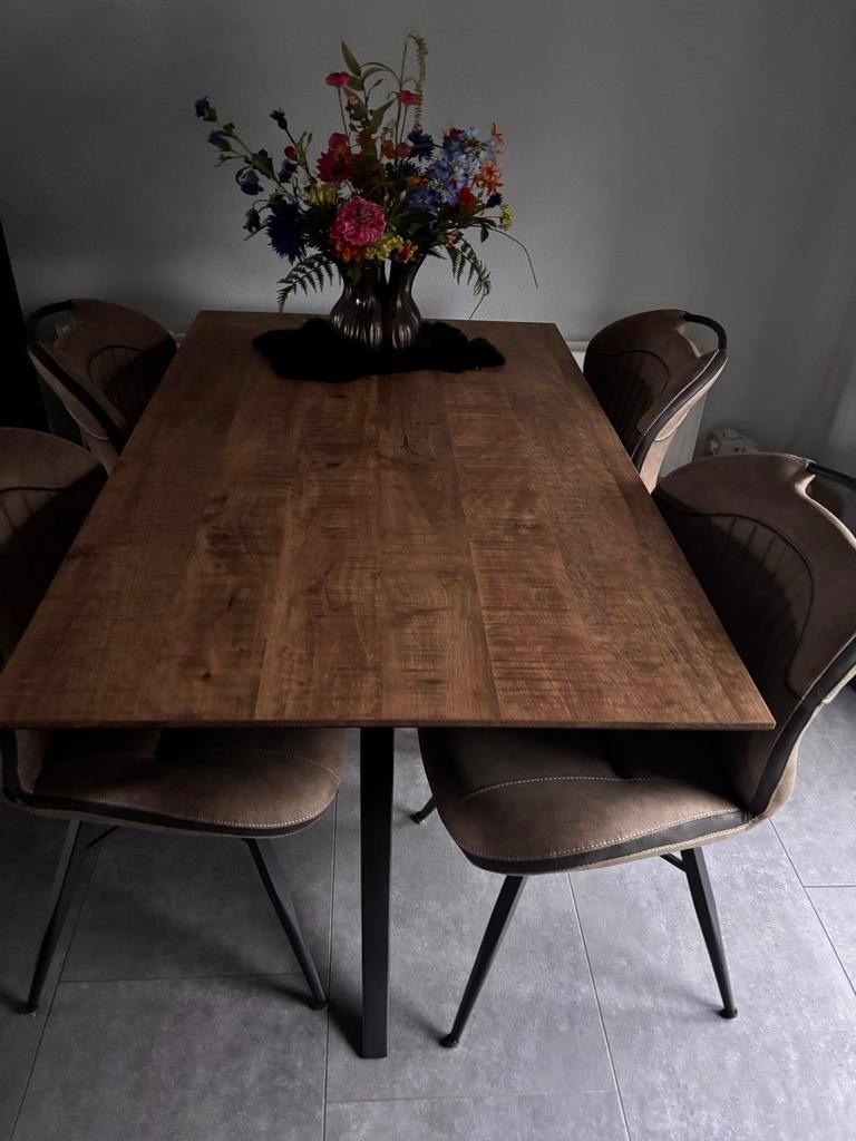 Eettafel Wellington mango 138x85, Huis en Inrichting, Tafels | Eettafels, Ophalen, Overige materialen, 50 tot 100 cm, 100 tot 150 cm