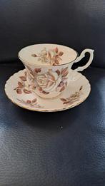 Royal Albert koffiekopje, Ophalen of Verzenden, Gebruikt, Porselein, Kop en/of schotel