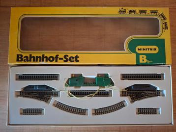 Minitrix Bahnhof-set - N Spoor beschikbaar voor biedingen