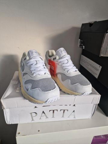 Nike Air Max 1 x Patta  beschikbaar voor biedingen