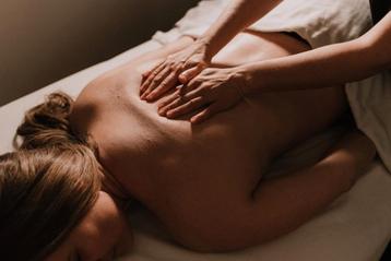 Full body/Ontspannings massage at your home! beschikbaar voor biedingen