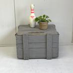 Brocante vintage industriele kist opbergkist speelgoedkist