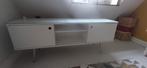 Witte lage tv kast, Huis en Inrichting, Kasten | Televisiemeubels, Ophalen, 100 tot 150 cm, Glas, Zo goed als nieuw