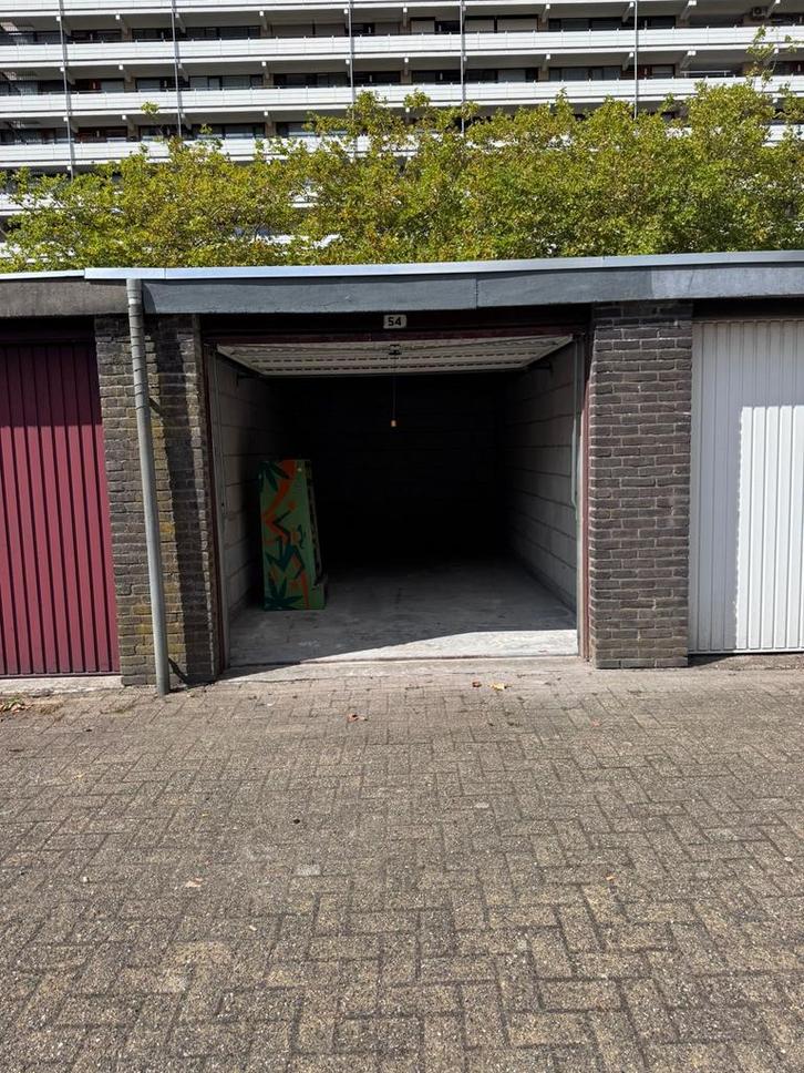 Te huur zeer droge opslagruimte/garagebox te Ridderkerk, Huizen en Kamers, Garages en Parkeerplaatsen, Rotterdam