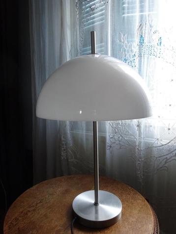 Raak Amsterdam: seventies witte vintage mushroom lamp  185 beschikbaar voor biedingen