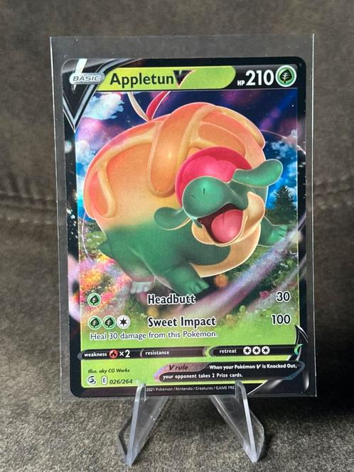 Appletun V #26 026/264 (Pokemon Fusion Strike), Hobby en Vrije tijd, Verzamelkaartspellen | Pokémon, Zo goed als nieuw, Losse kaart