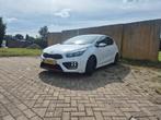 Kia  Cee d gt  1.6 204 pk 2014 Met compleet nieuwe motor!, Auto's, Voorwielaandrijving, 65 €/maand, 4 cilinders, USB