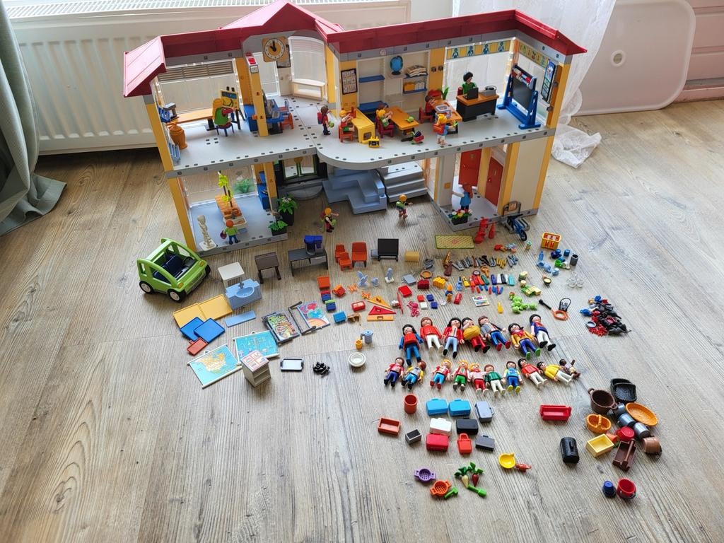 Playmobil school 4324 met veel extra's, Ophalen of Verzenden
