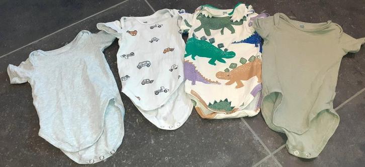 Baby kleding 4 rompers Hema 62-68, Kinderen en Baby's, Babykleding | Maat 62, Zo goed als nieuw, Jongetje of Meisje, Nacht- of Onderkleding